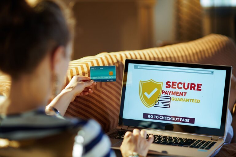Secure Payment United Travel Solution